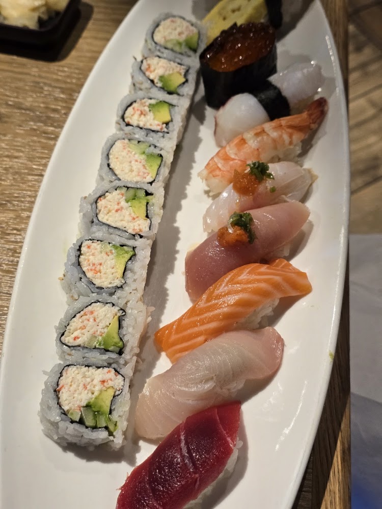 Sushi Katsu-ya (Woodland Hills) photo 3