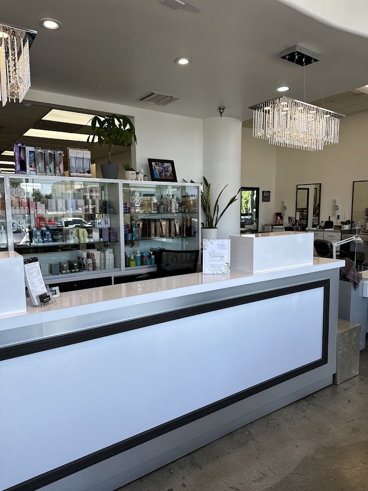 Simbiotica Hair House photo 1