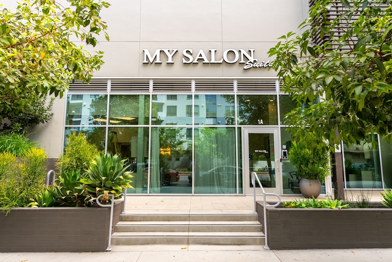 My Salon Suite of Woodland Hills photo 1