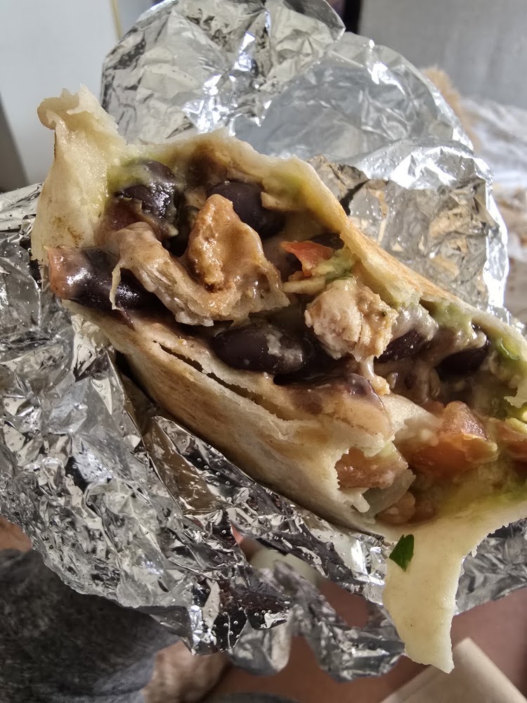 Poquito Mas in Woodland Hills — photo 4