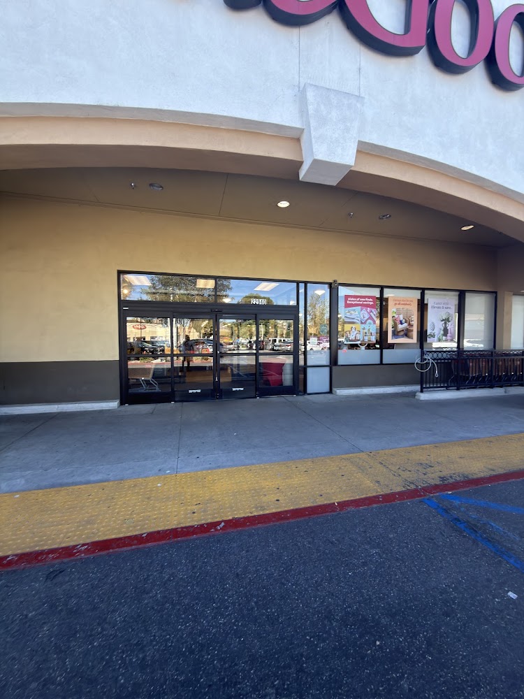 HomeGoods photo 1