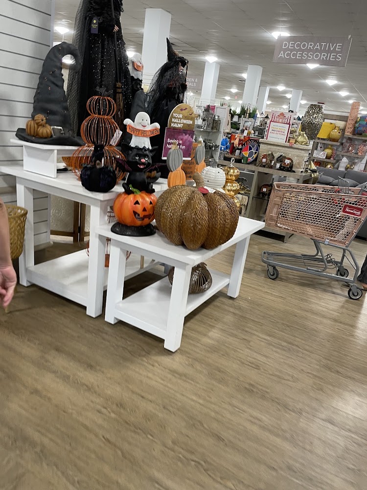 HomeGoods photo 2