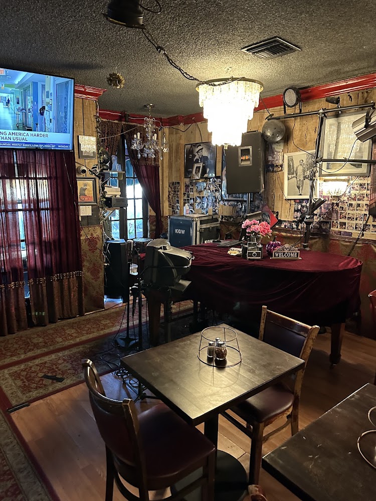Paoli's Italian Kitchen photo 1