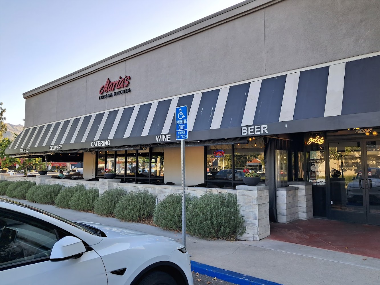 Maria's Italian Kitchen - Woodland Hills photo 1