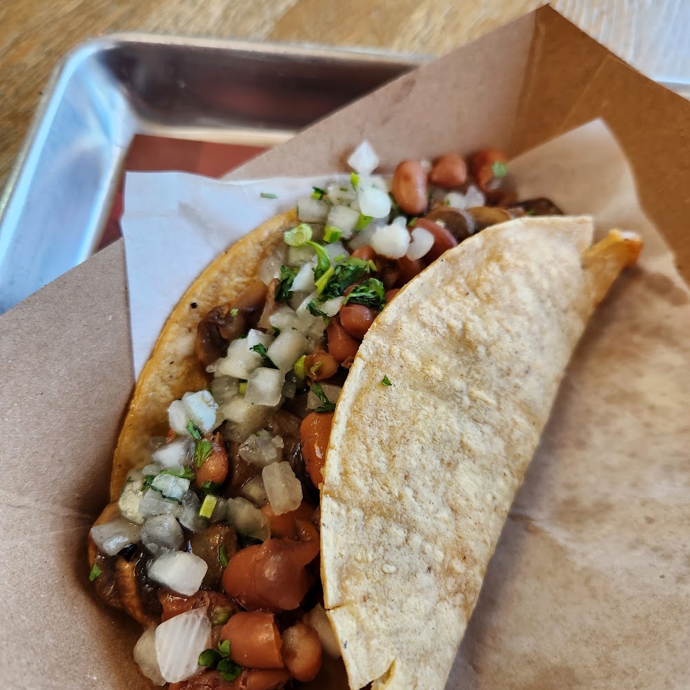 LOQUI in Woodland Hills