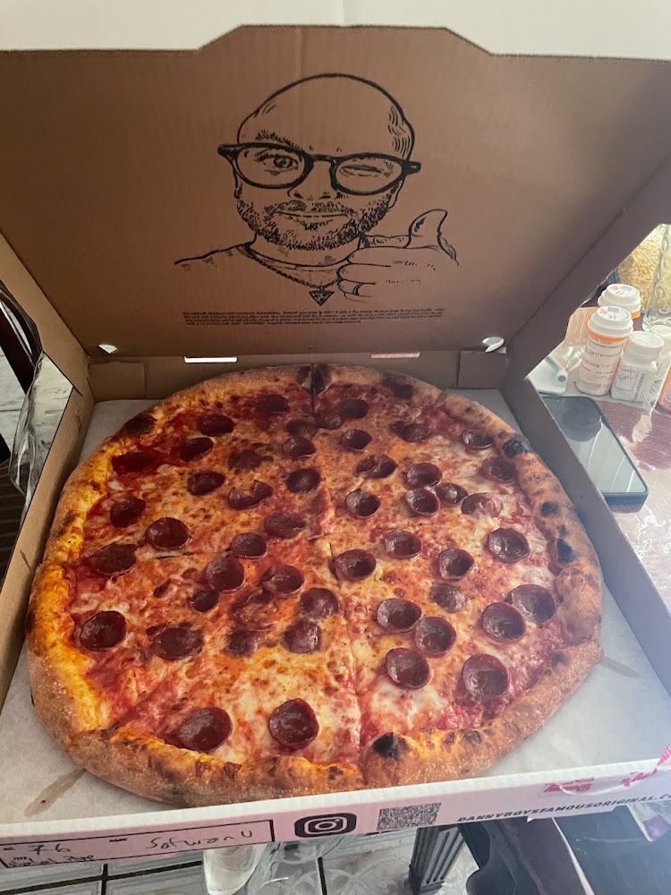 Danny Boy's Famous Original Pizza photo 3